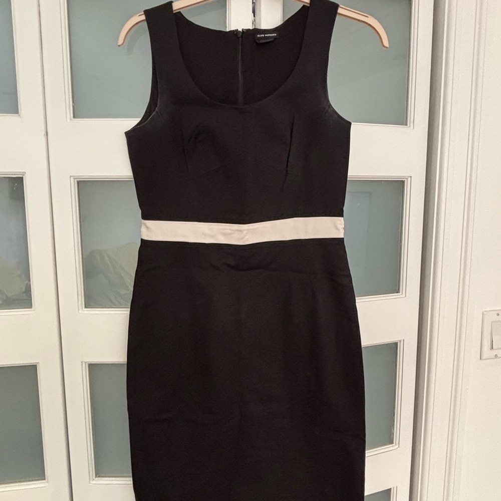 Club Monaco Dress With White Ribbon
